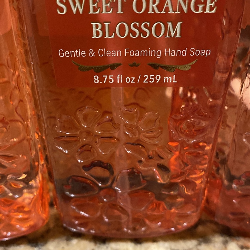 For @marybmay73 B&BW 2) “SWEET ORANGE BLOSSOM” 8.75 Gentle Foaming Hand Soap NWT - Picture 4 of 8